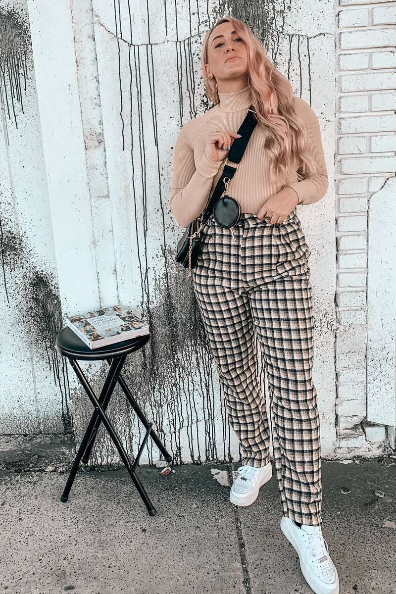 Black and white 2024 checkered pants outfit