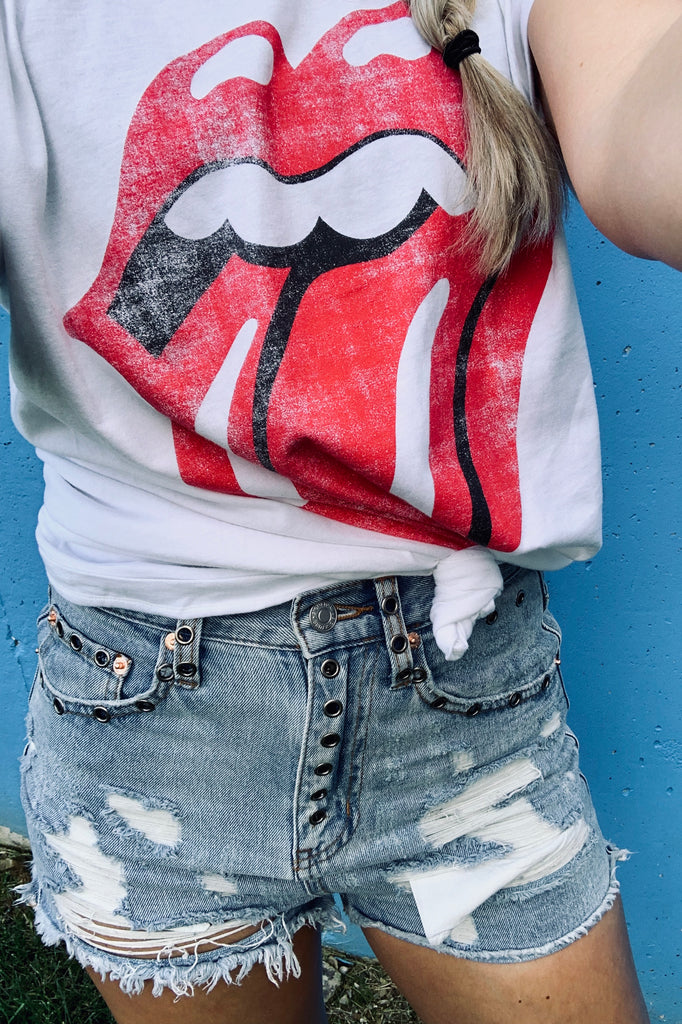 Red distressed 2025 jean shorts